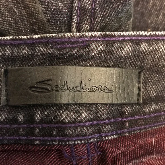 Seduction Jeans - Picture 4 of 5